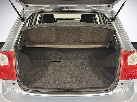 Toyota Auris 10 of 14