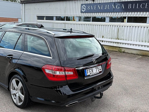 Mercedes-Benz E220 7 of 23
