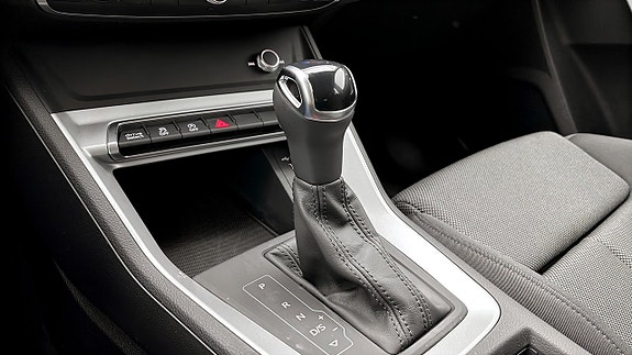 Audi Q3 14 of 15