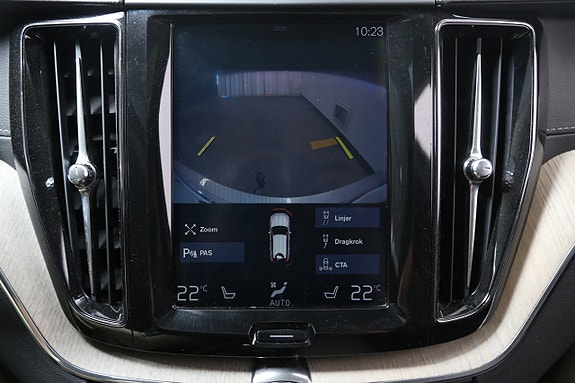 Volvo XC60 28 of 30