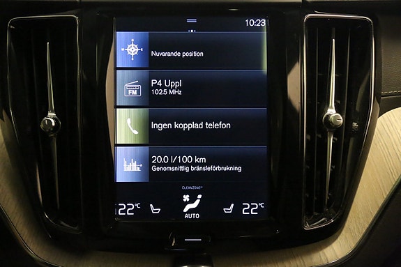 Volvo XC60 23 of 30