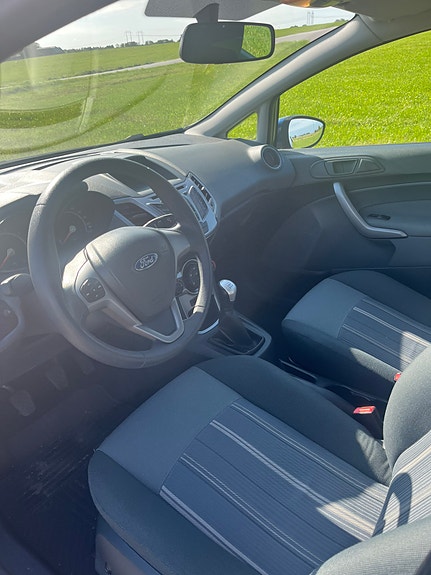 Ford Fiesta 6 of 6