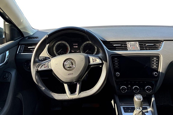 Skoda Octavia 11 of 17