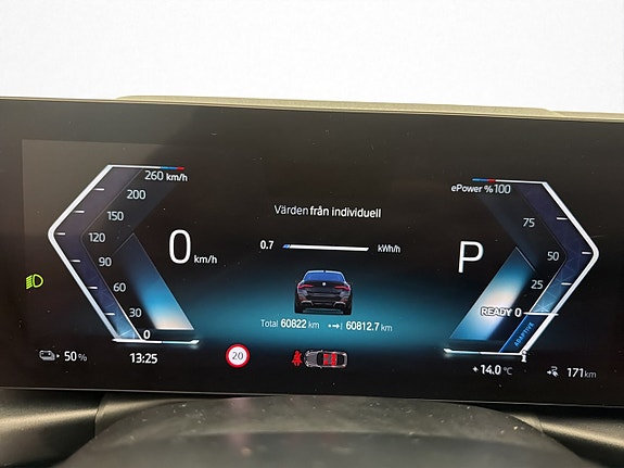 BMW i4 18 of 30