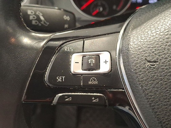 Volkswagen Golf I 4 of 5