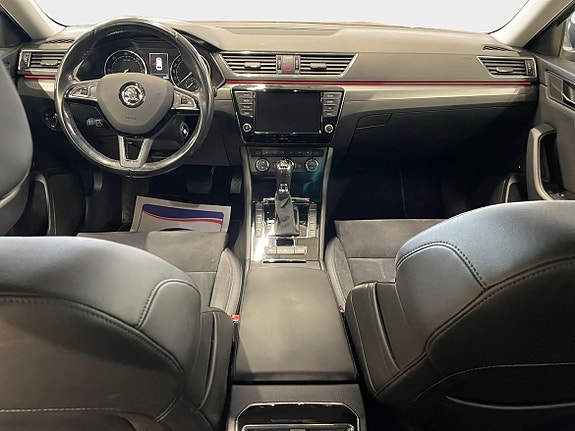 Skoda Superb 10 of 15