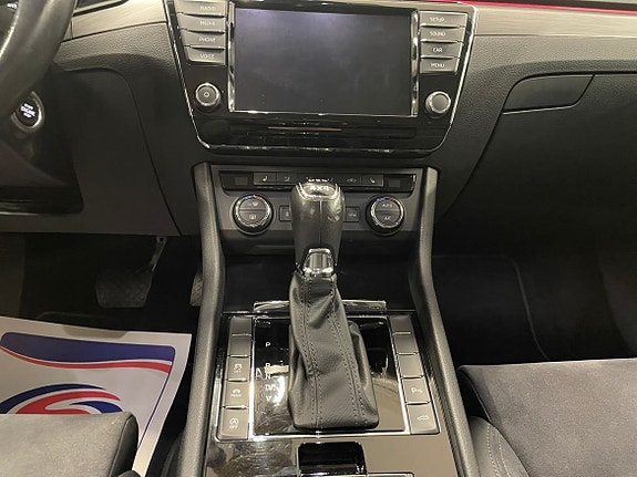 Skoda Superb 11 of 15
