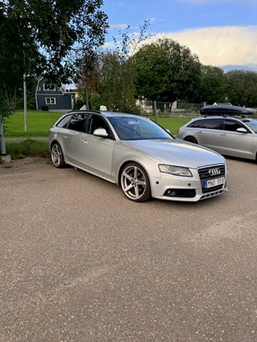 Audi A4 6 of 9