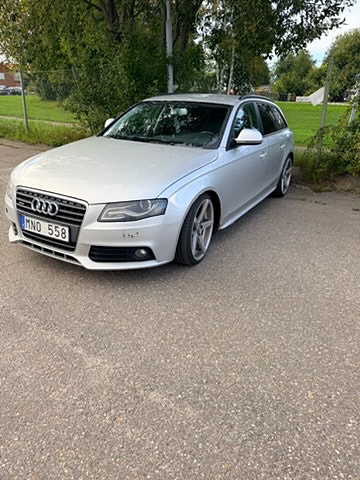 Audi A4 2 of 9