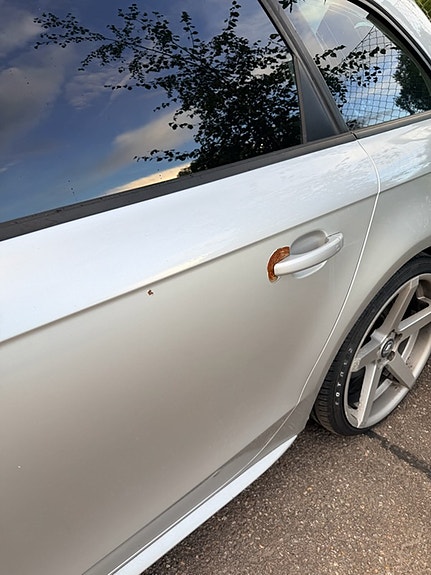 Audi A4 5 of 9