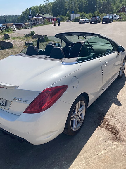 Peugeot 308 3 of 5