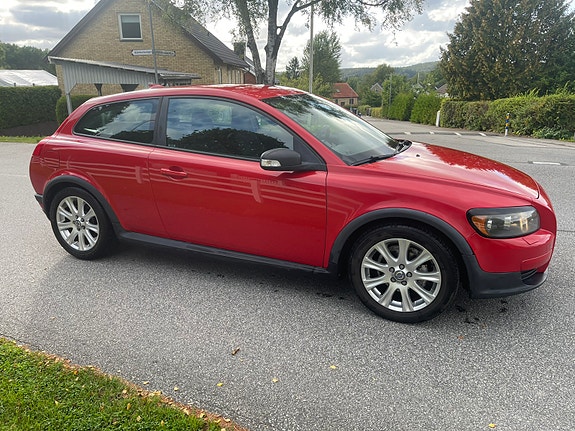 Volvo C30 3 of 5