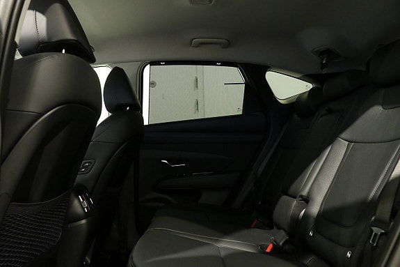 Hyundai Tucson 12 of 17