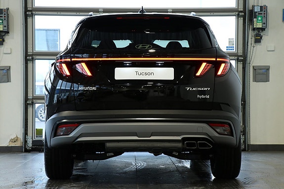 Hyundai Tucson 3 of 17