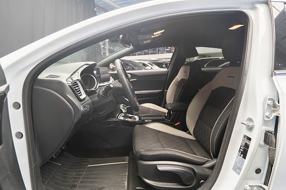 Kia ProCeed 15 of 24