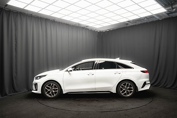 Kia ProCeed 9 of 24