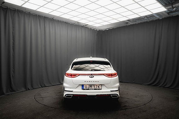 Kia ProCeed 7 of 24
