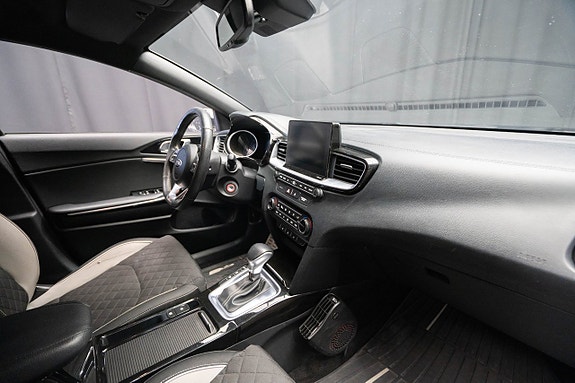 Kia ProCeed 17 of 24