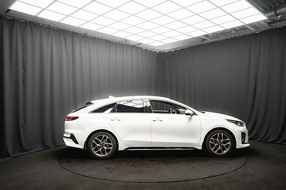Kia ProCeed 5 of 24