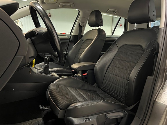 Volkswagen Golf I 14 of 29