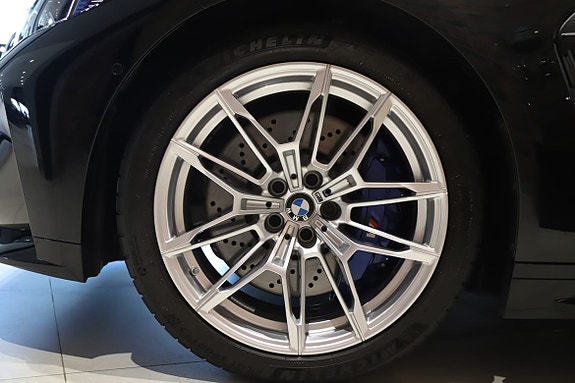 BMW M4 10 of 17