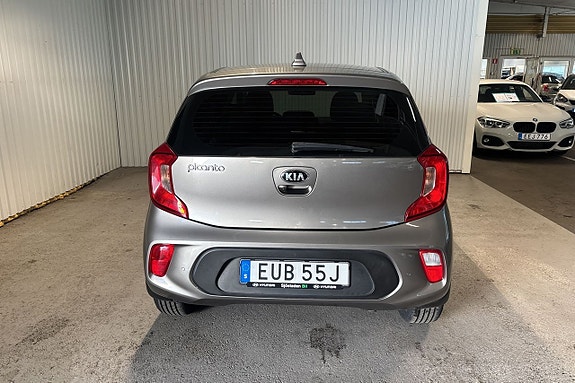 Kia Picanto 4 of 22