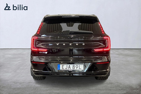 Volvo EX90 5 of 22