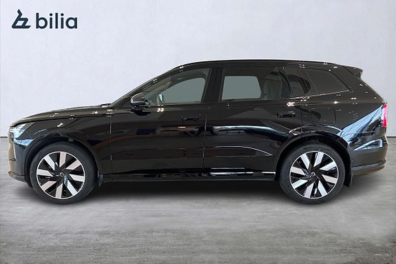 Volvo EX90 3 of 22