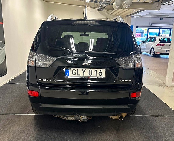 Mitsubishi Outlander 7 of 20