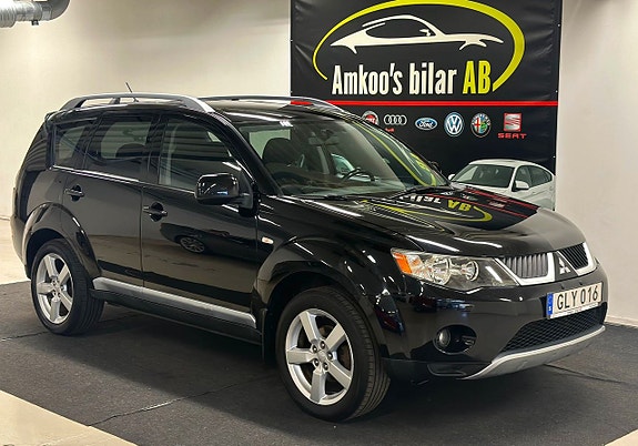 Mitsubishi Outlander 2 of 20