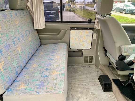 Volkswagen California exclusive 8 of 13