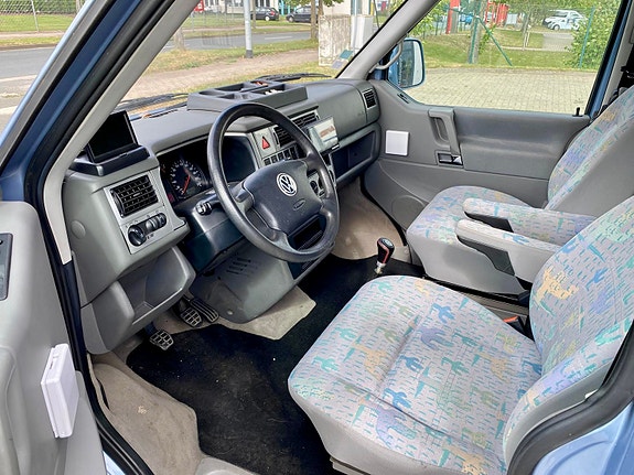 Volkswagen California exclusive 7 of 13