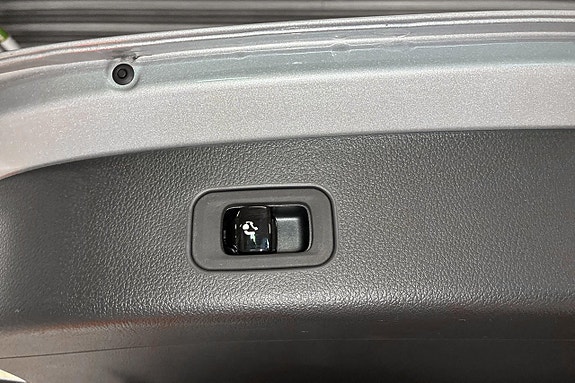 Mercedes-Benz GLC220 d 23 of 23