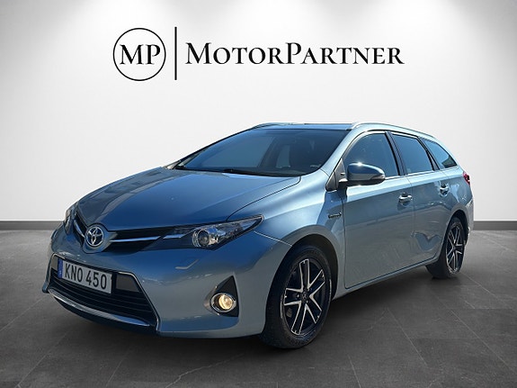 Toyota Auris 3 of 17