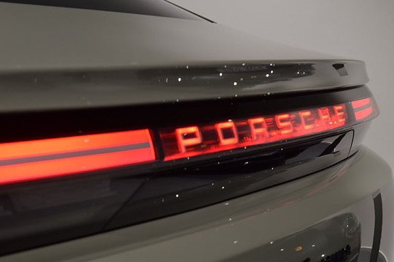 Porsche Cayenne 20 of 22