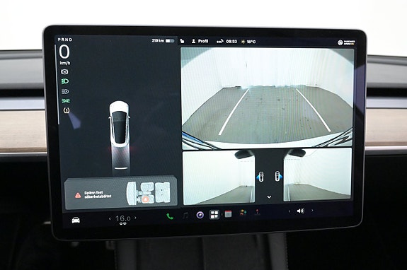 Tesla Model 3 18 of 27