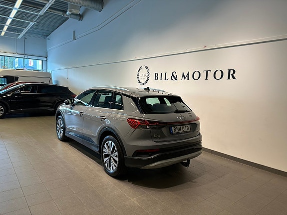 Audi Q4 e-tron 2 of 17