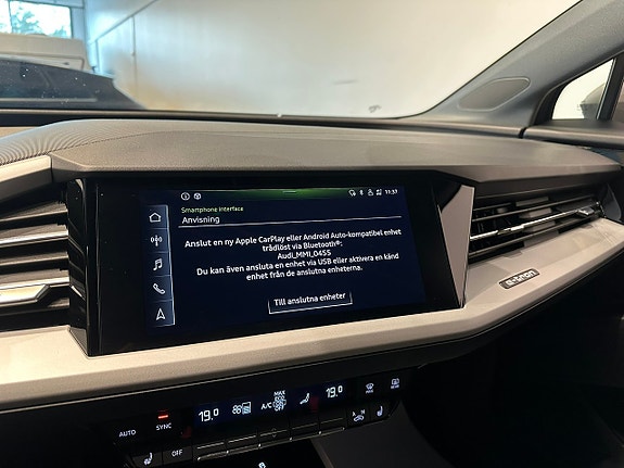 Audi Q4 e-tron 12 of 17