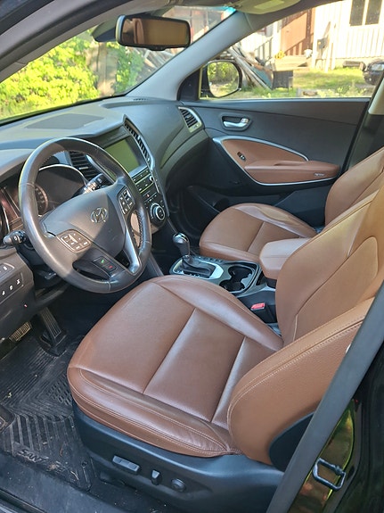 Hyundai Santa Fe 4 of 8