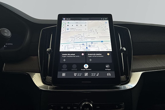Volvo XC90 13 of 26