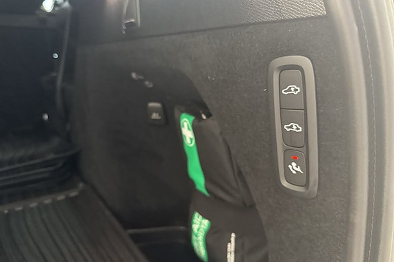Volvo XC90 23 of 26