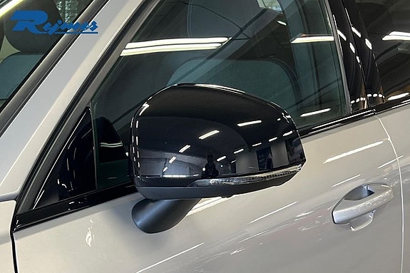 Volvo XC40 17 of 22