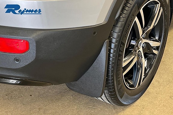 Volvo XC40 18 of 22