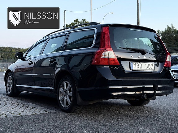 Volvo V70 10 of 30