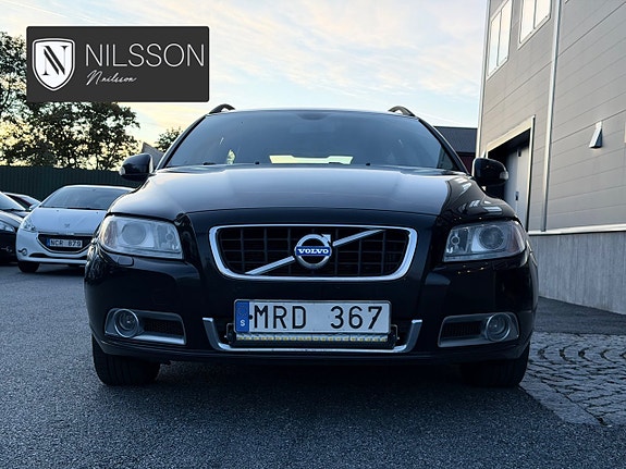 Volvo V70 4 of 30