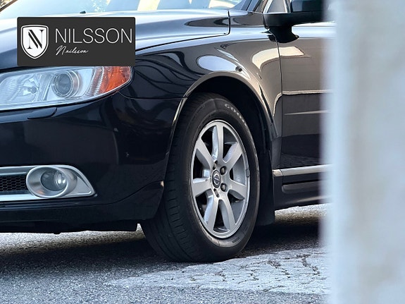 Volvo V70 7 of 30