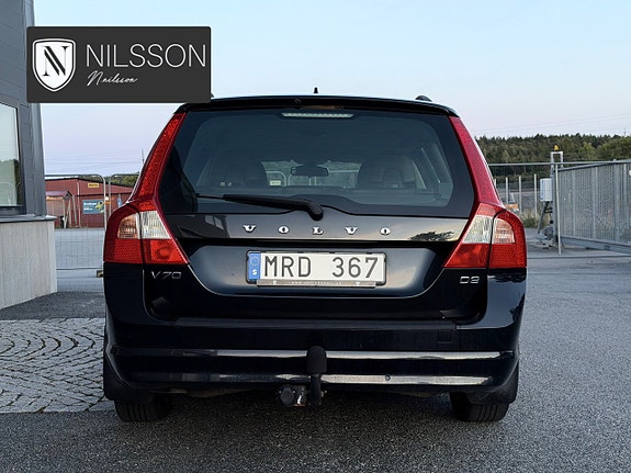 Volvo V70 11 of 30