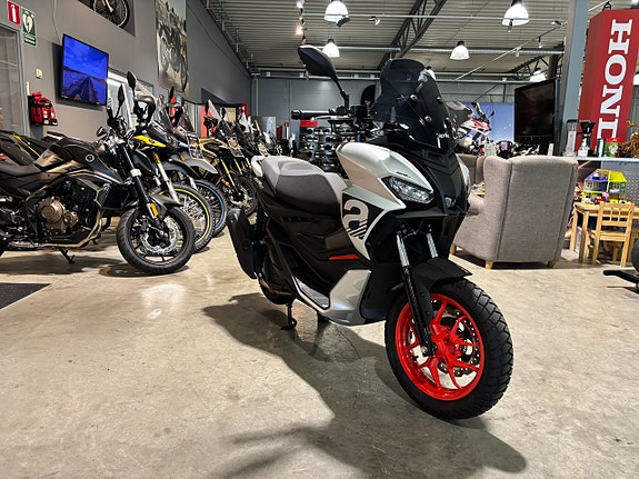 Aprilia SR GT 200 #Endast 100 mil# 7 of 13
