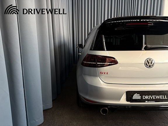 Volkswagen Golf I 24 of 28