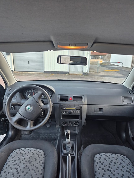 Skoda Fabia 7 of 15